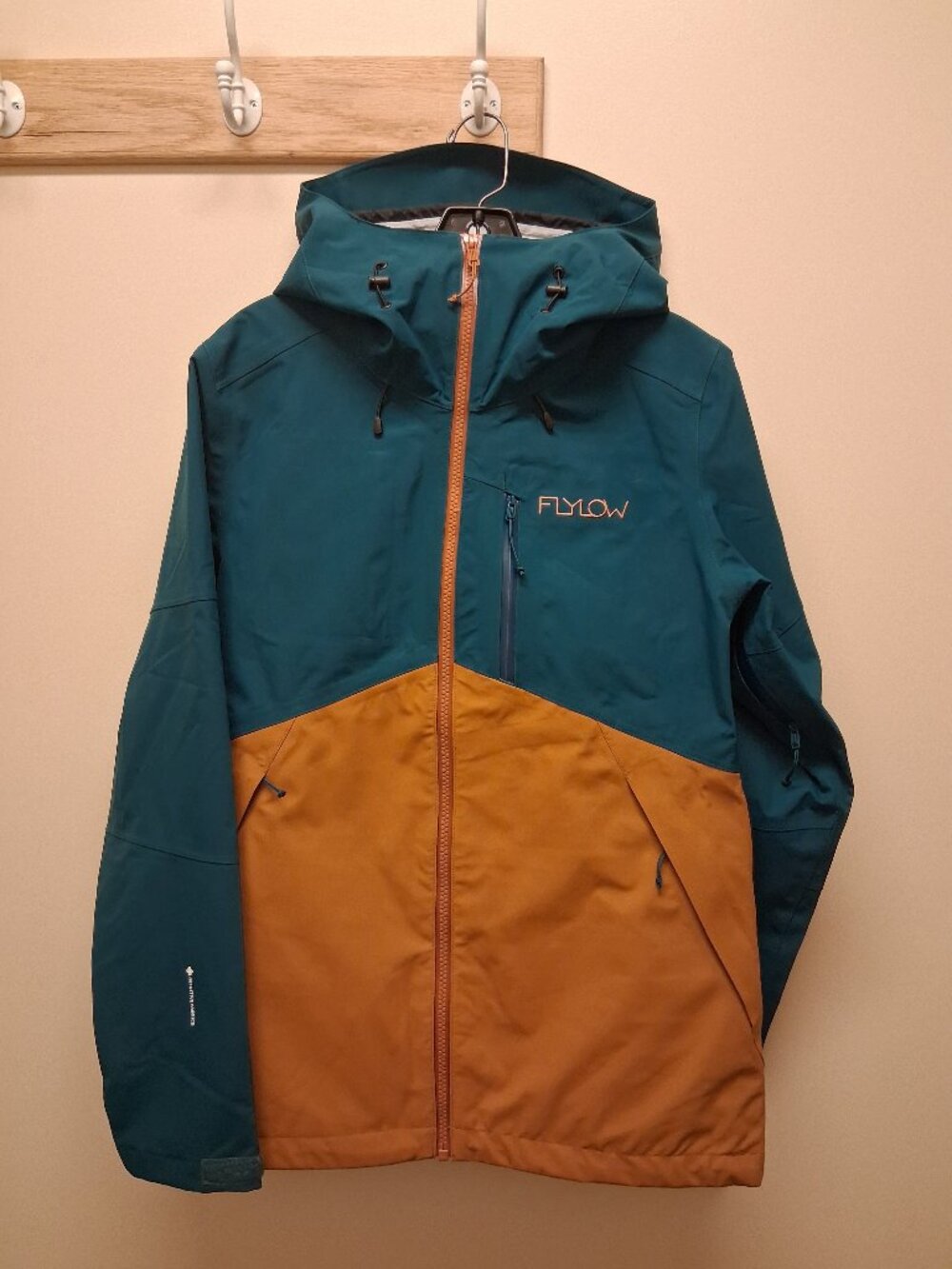 Flylow Billie Coat - Women's Ski & Snowboard Hardshell Jacket